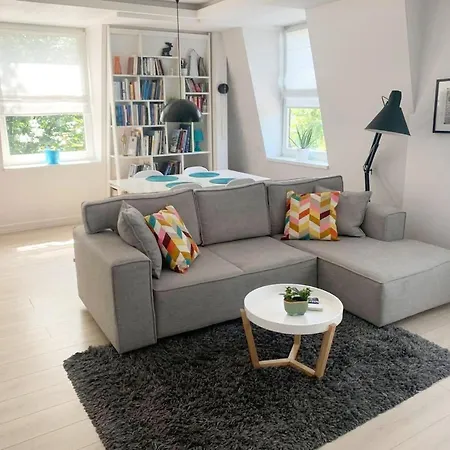 Costa Apartment
