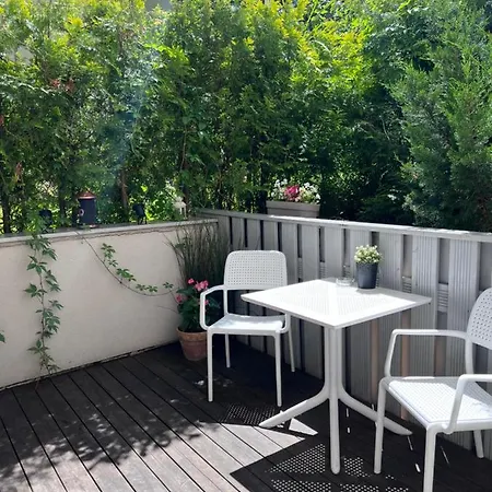 Costa Apartament *